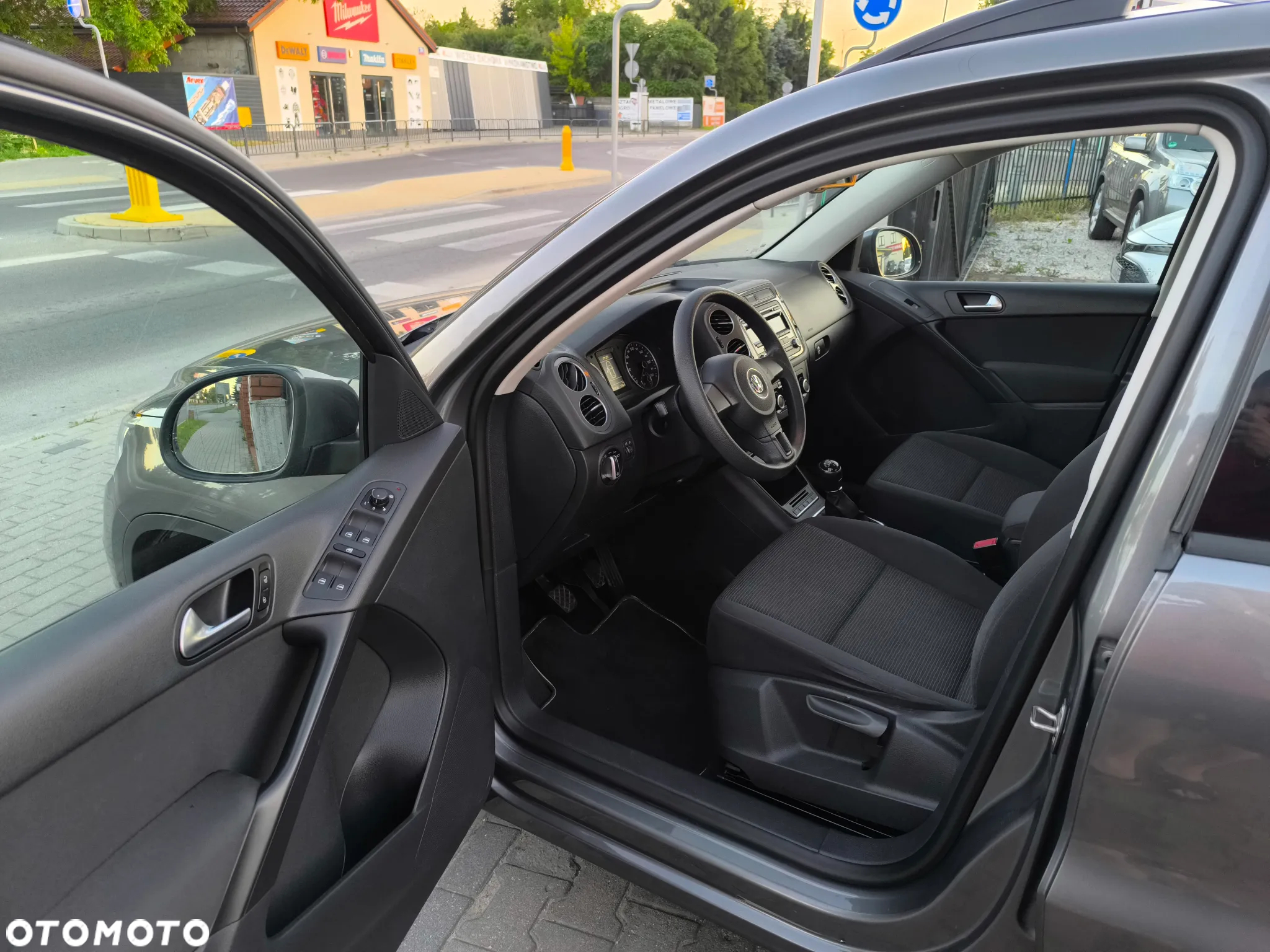 Volkswagen Tiguan 2.0 TDI CityStyle - 6