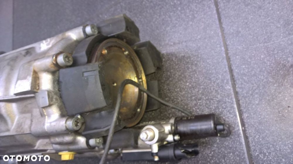 MOST DYFER REDUKTOR AUDI ALLROAD 4BH C5 2.5TDI - 6