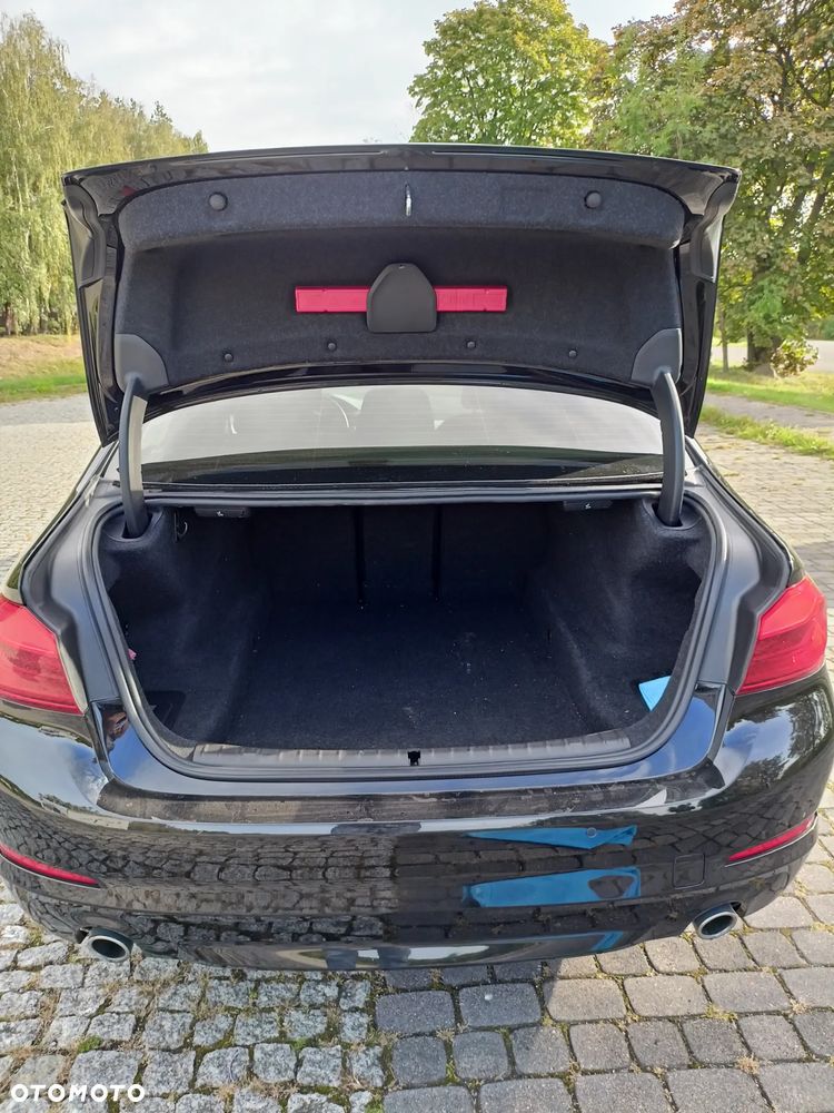 BMW Seria 5 518d - 7
