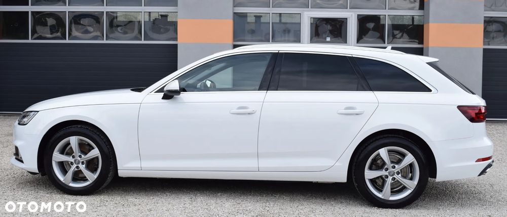 Audi A4 Avant 40 TFSI sport - 15