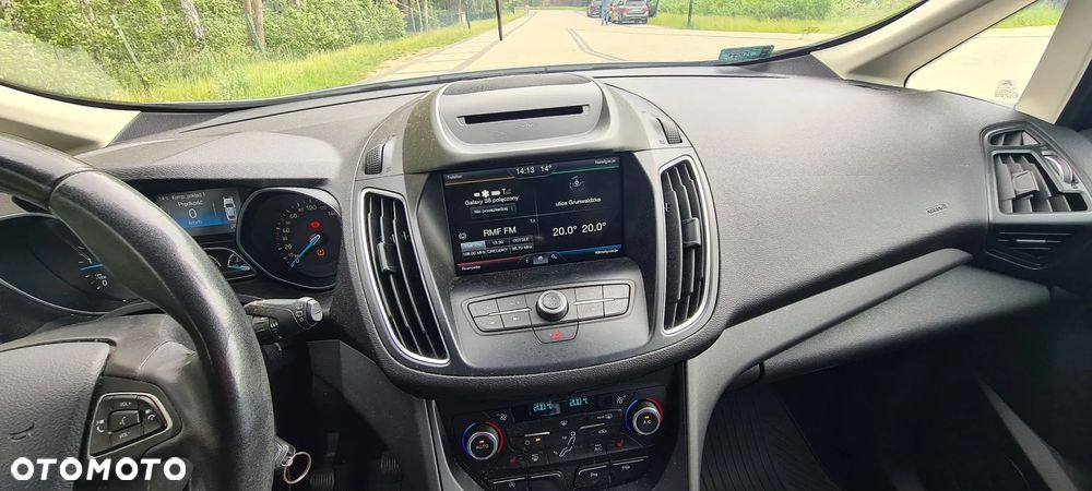 Ford Grand C-MAX - 25