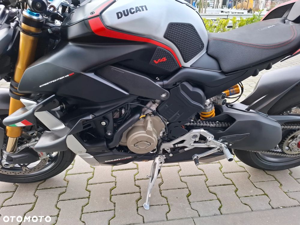 Ducati Streetfighter V4 - 12