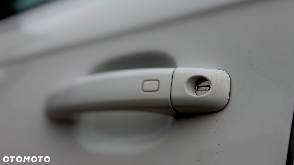 Audi A4 Avant 2.0 TDI DPF S line Sportpaket - 40