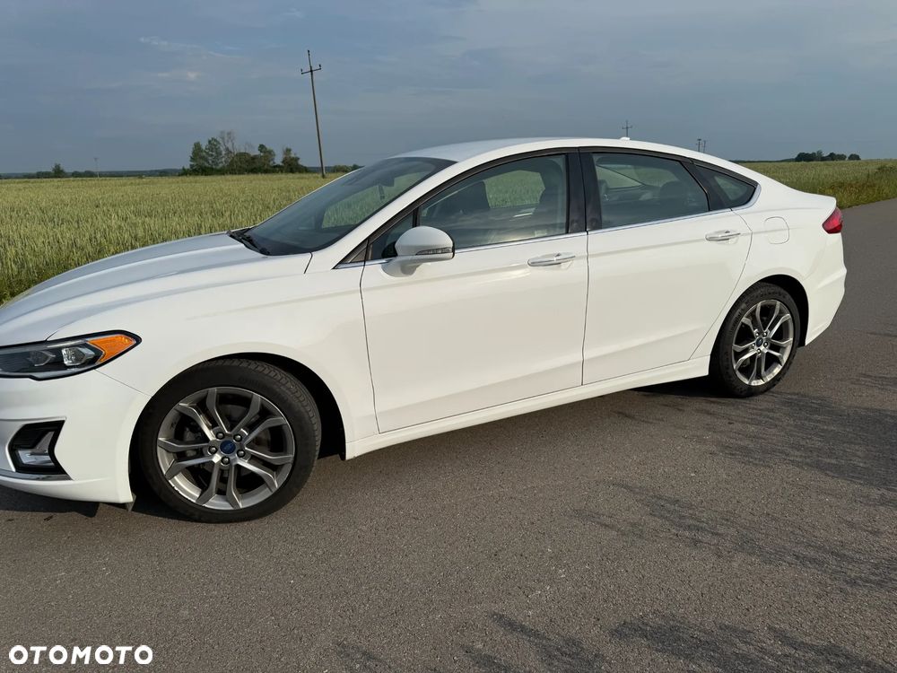 Ford Fusion - 5