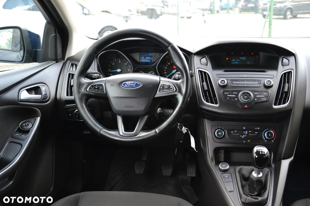 Ford Focus 1.5 TDCi DPF Start-Stopp-System Ambiente - 19