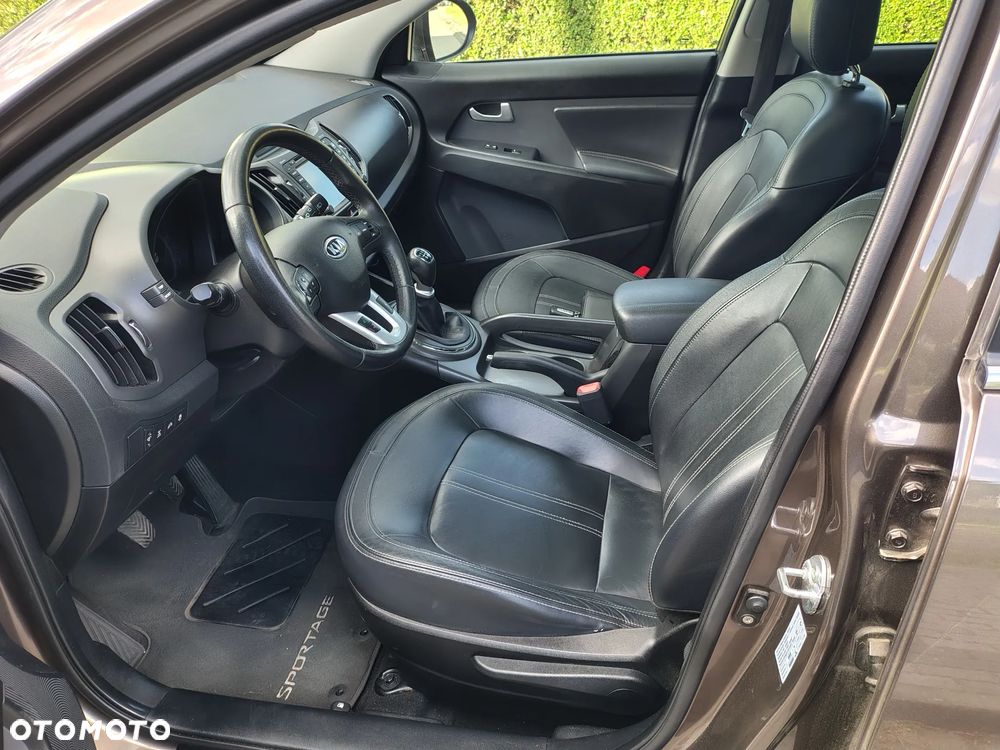 Kia Sportage 2.0 CRDI 184 AWD Platinum Edition - 9