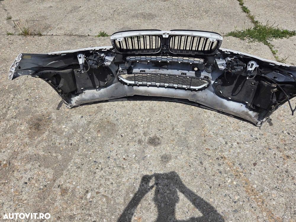 Bara fata completa cum se vede in poze BMW X5 F15 pachet M - 5