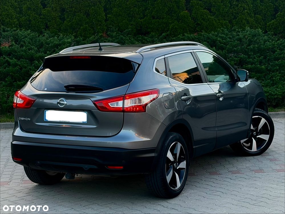 Nissan Qashqai - 12
