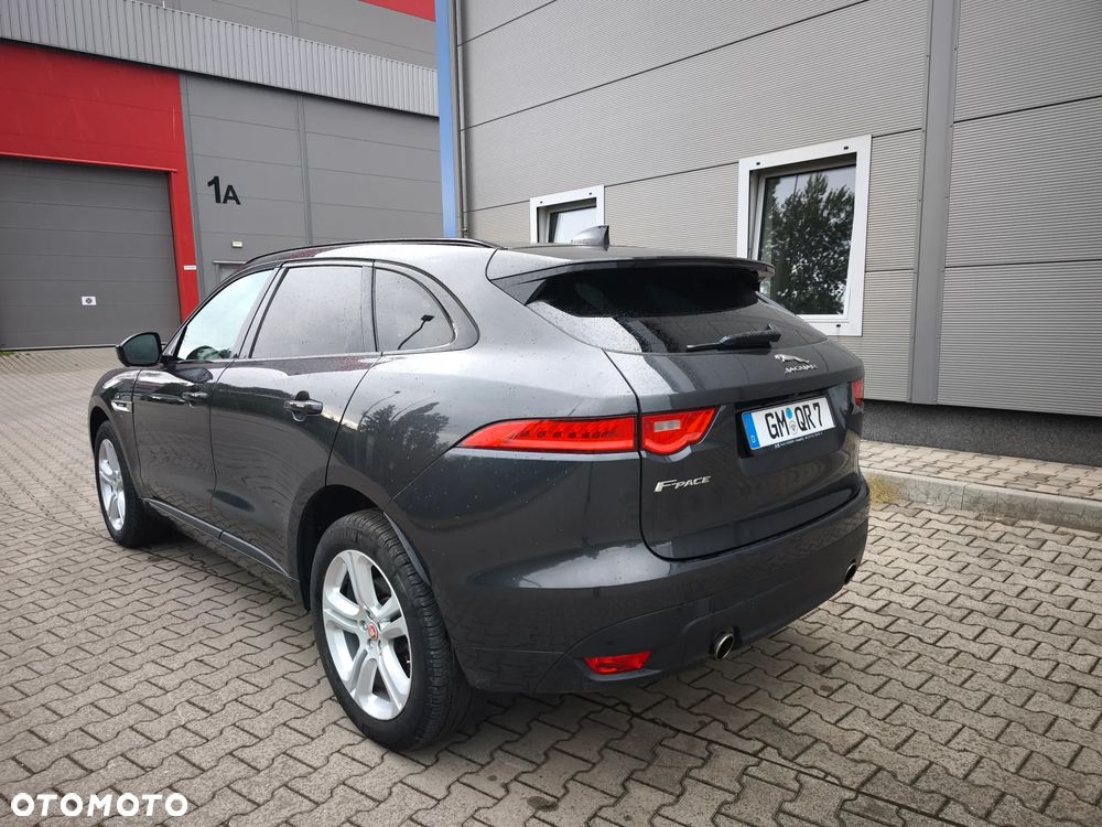 Jaguar F-Pace 30d AWD R-Sport - 11