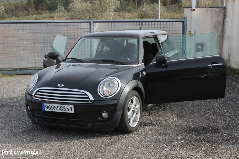 MINI 3 Portas One D - 3