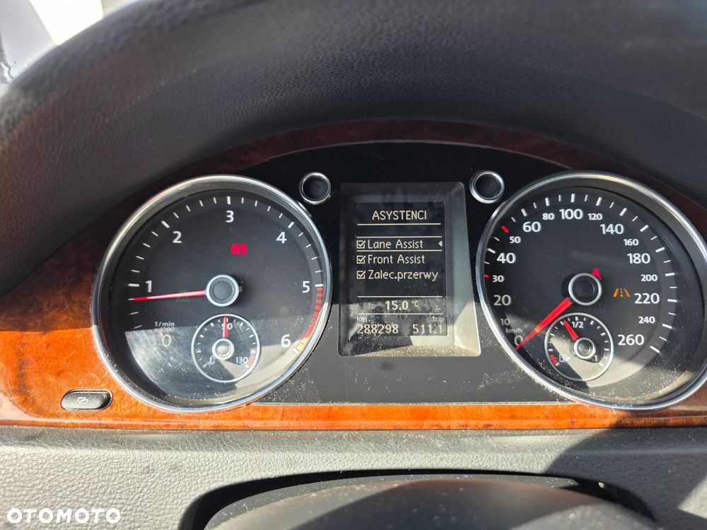 Volkswagen Passat 2.0 TDI 4Mot Highline - 23