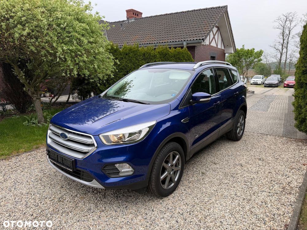 Ford Kuga - 1