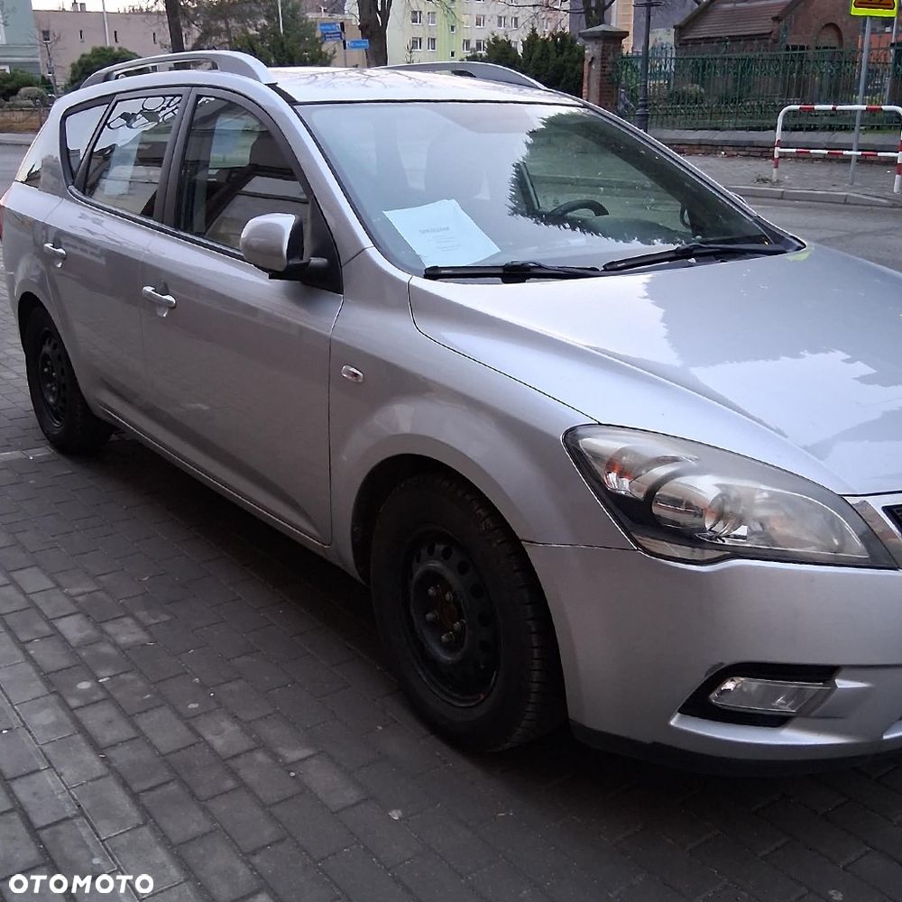 Kia Ceed - 3