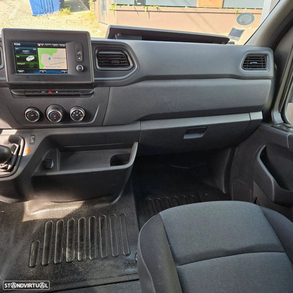 Renault Master E-Tech L3H2 Advance Autonomia Urbana - 11