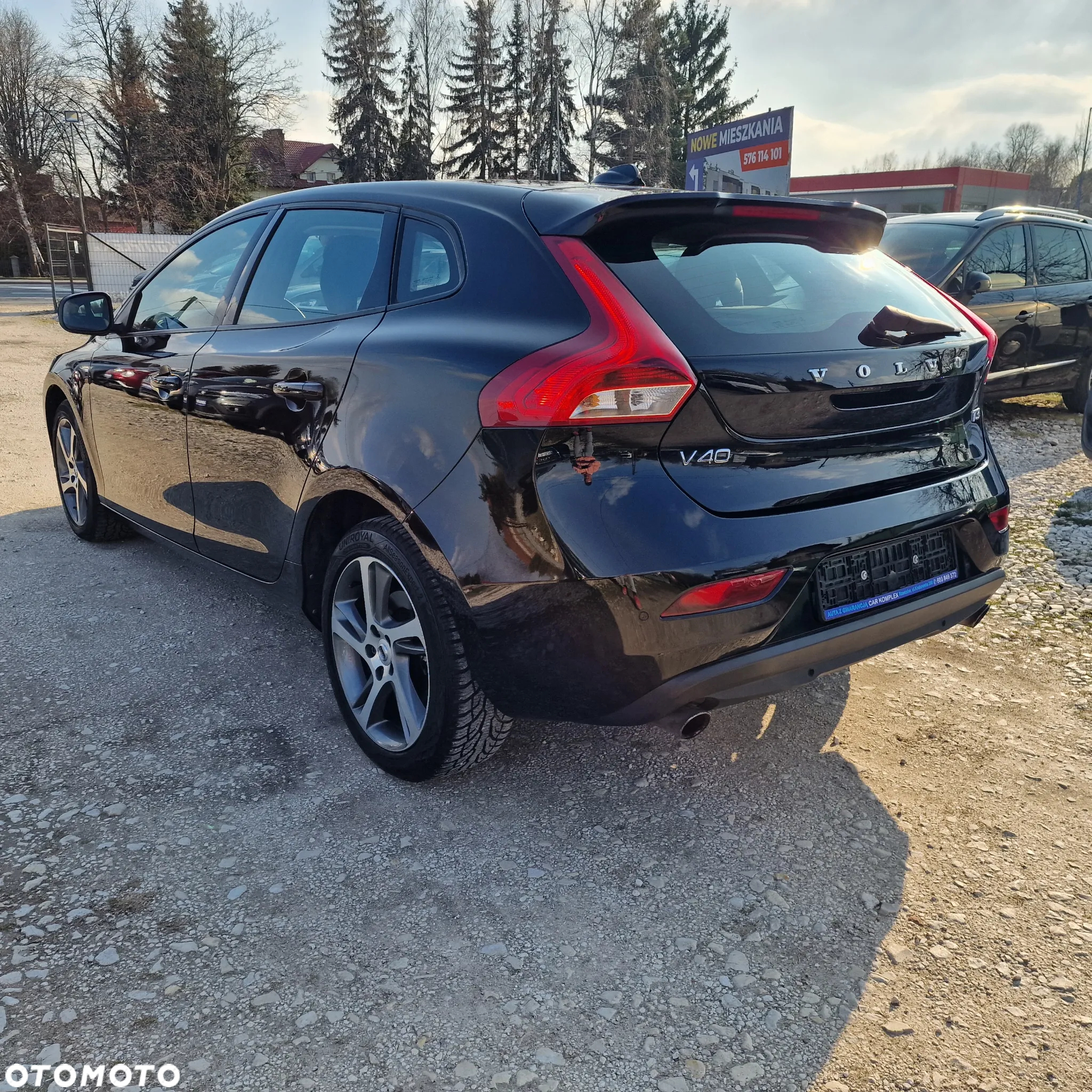 Volvo V40 T3 Drive-E Momentum - 3