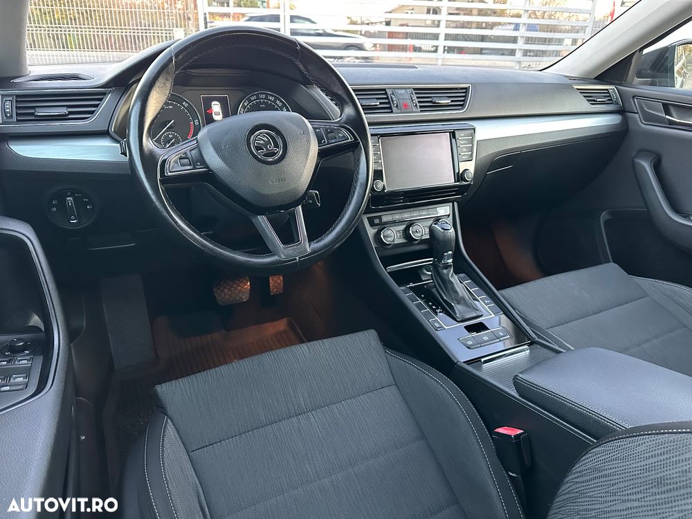 Skoda Superb 2.0 TDI DSG Premium Edition - 7