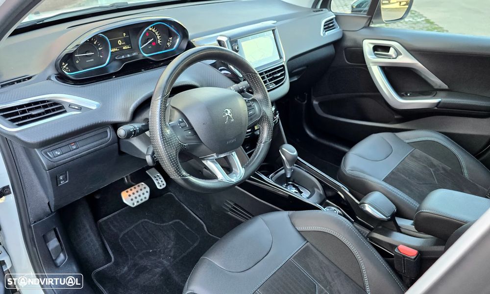 Peugeot 2008 PureTech 110 Stop&Start EAT6 Crossway - 9