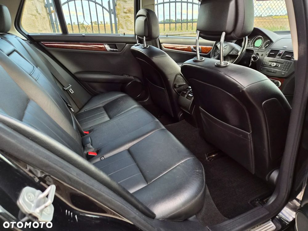 Mercedes-Benz Klasa C 180 Kompressor Automatik Elegance - 13