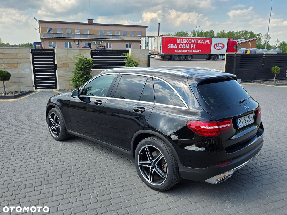 Mercedes-Benz GLC - 13