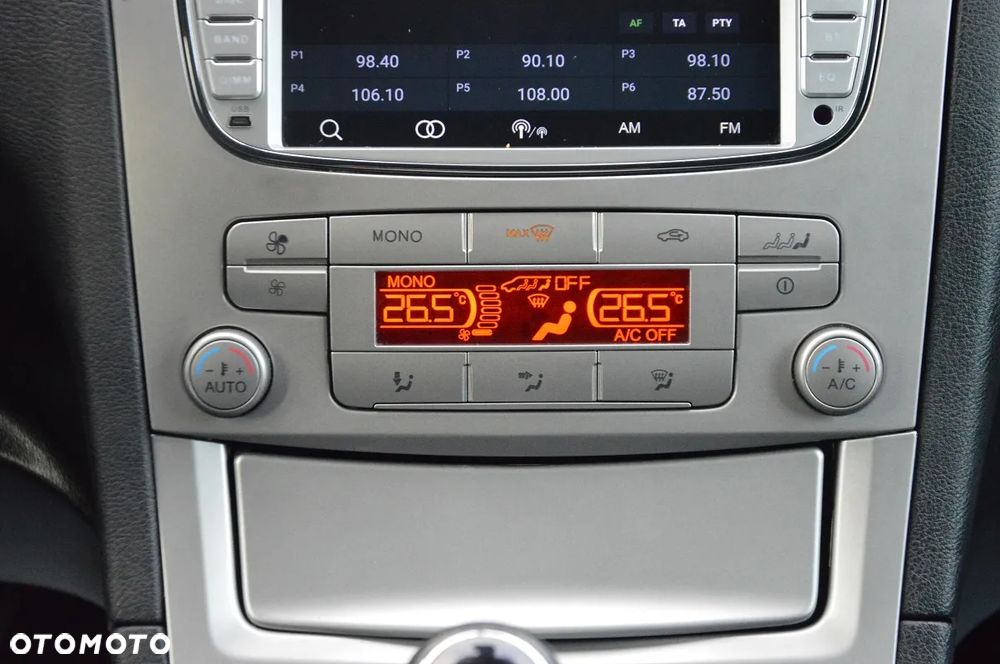 Ford Galaxy 2.0 TDCi Ghia - 16