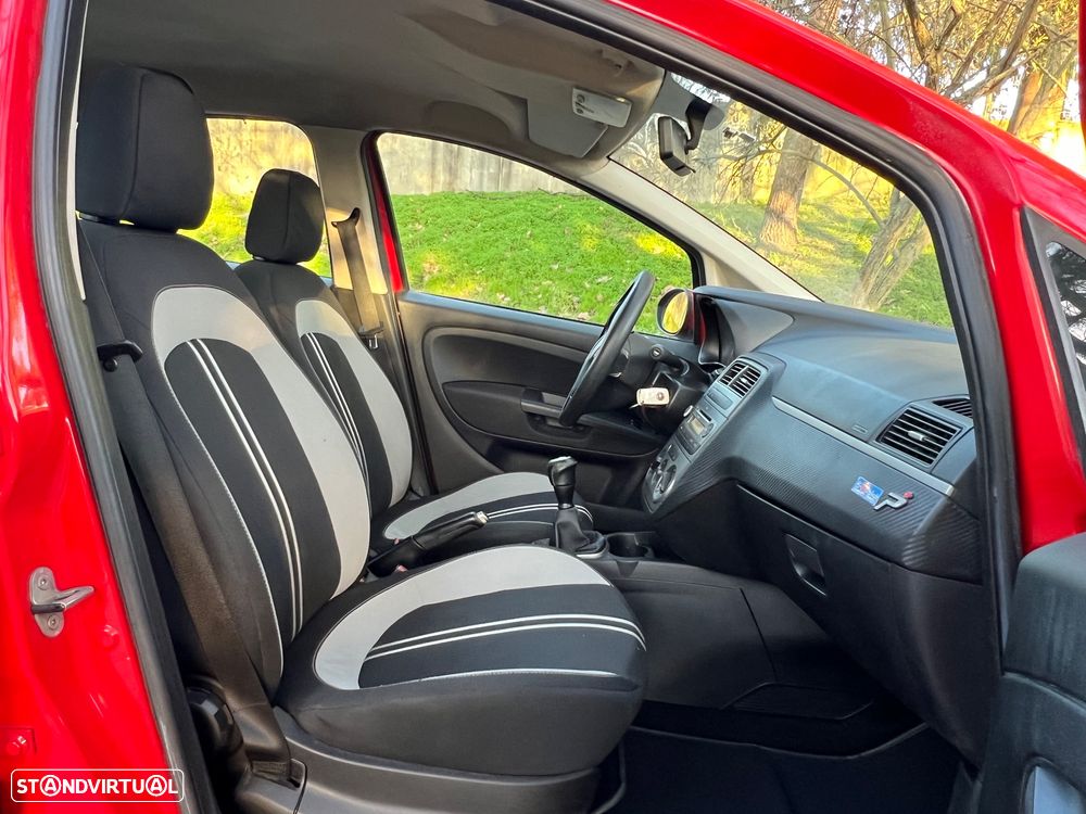 Fiat Grande Punto 1.3 M-Jet Redbull Blue Elements - 9