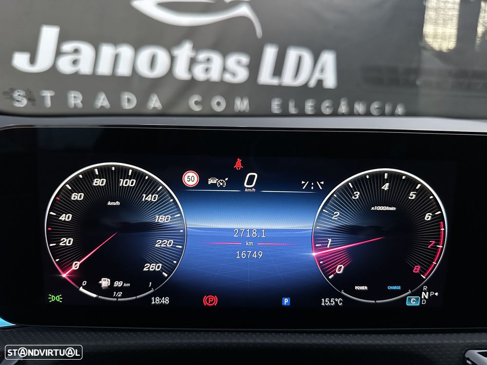 Mercedes-Benz CLA 180 7G-DCT AMG Line - 20