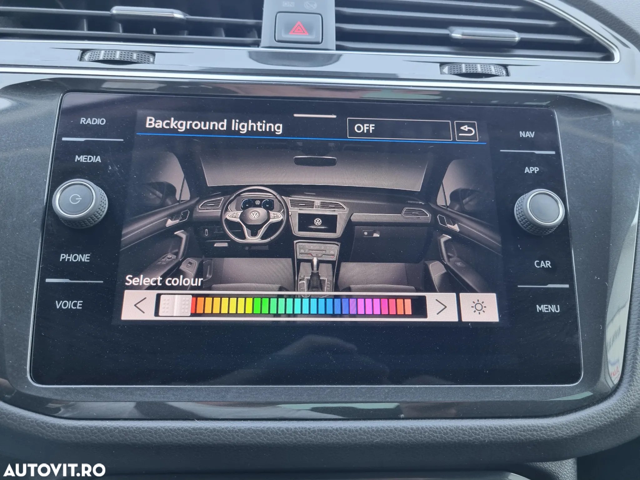 Volkswagen Tiguan 2.0 TDI SCR DSG Life - 22