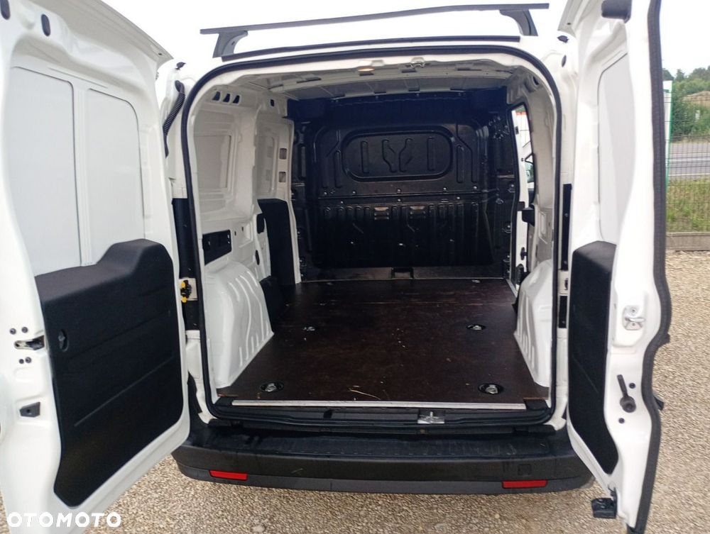 Fiat Doblo - 17