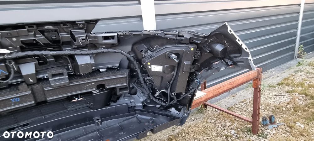 RENAULT SCENIC V E TECH 2024- Zderzak przód oryginał ME140 - 18