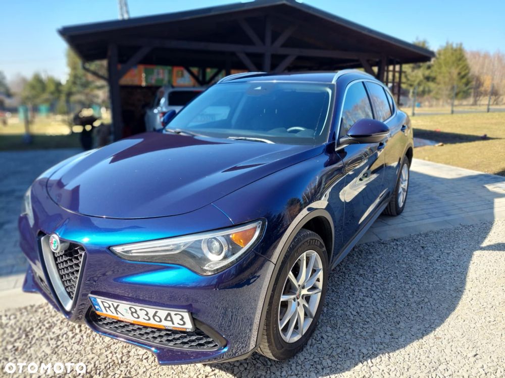 Alfa Romeo Stelvio 2.0 Turbo 16V AT8-Q4 Ti - 1