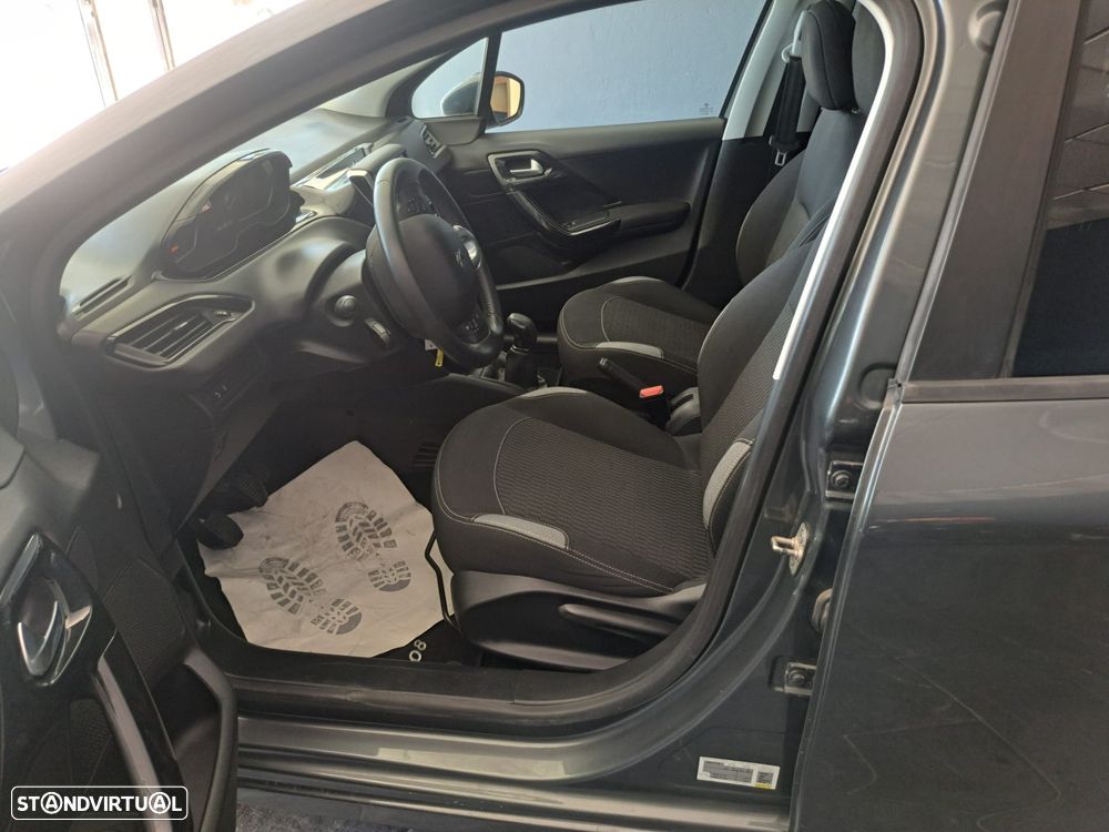Peugeot 208 1.2 VTi Active - 6
