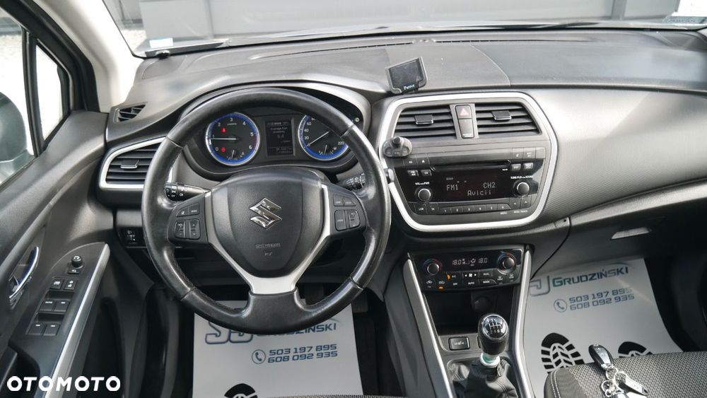 Suzuki SX4 S-Cross - 8