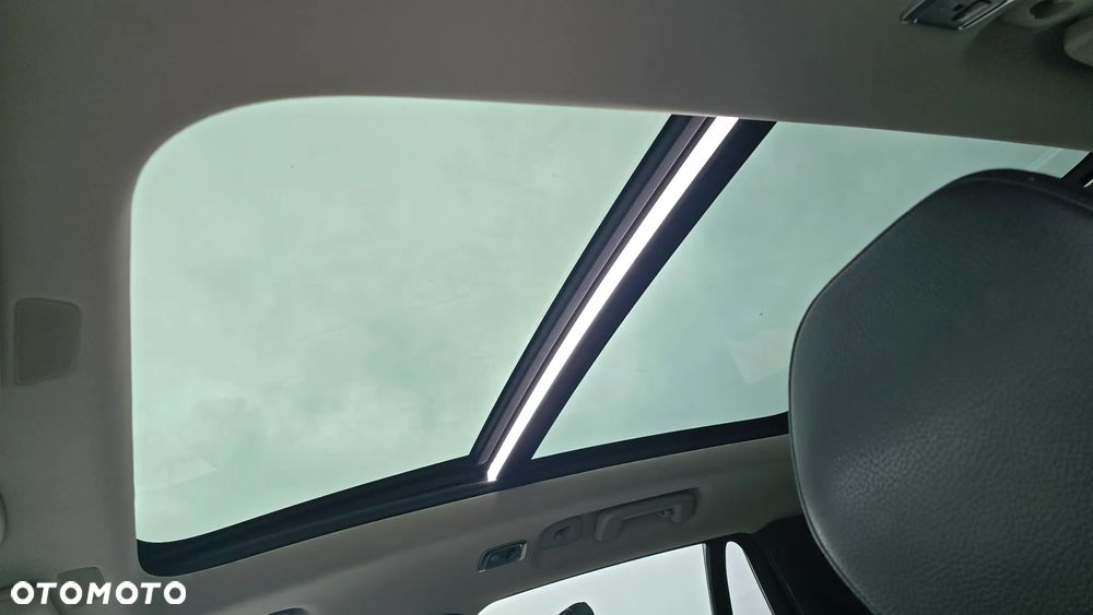 Volvo XC 90 D5 AWD Geartronic Momentum - 13