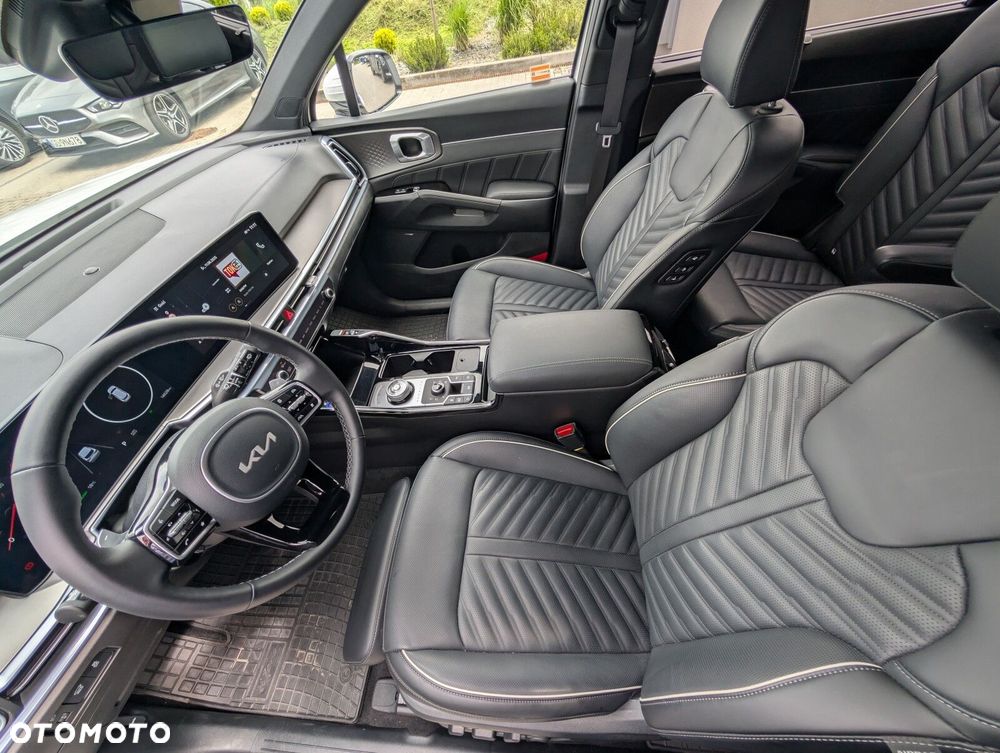 Kia Sorento - 8