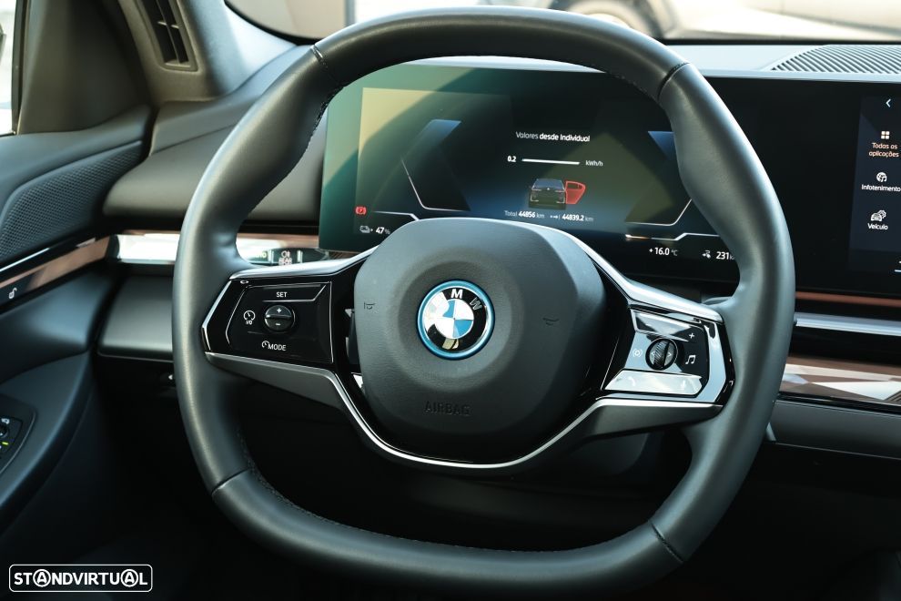 BMW i5 eDrive40 Pack Desportivo M Pro - 10