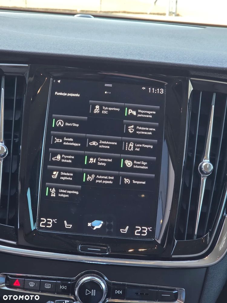 Volvo V90 D4 Momentum Pro - 14