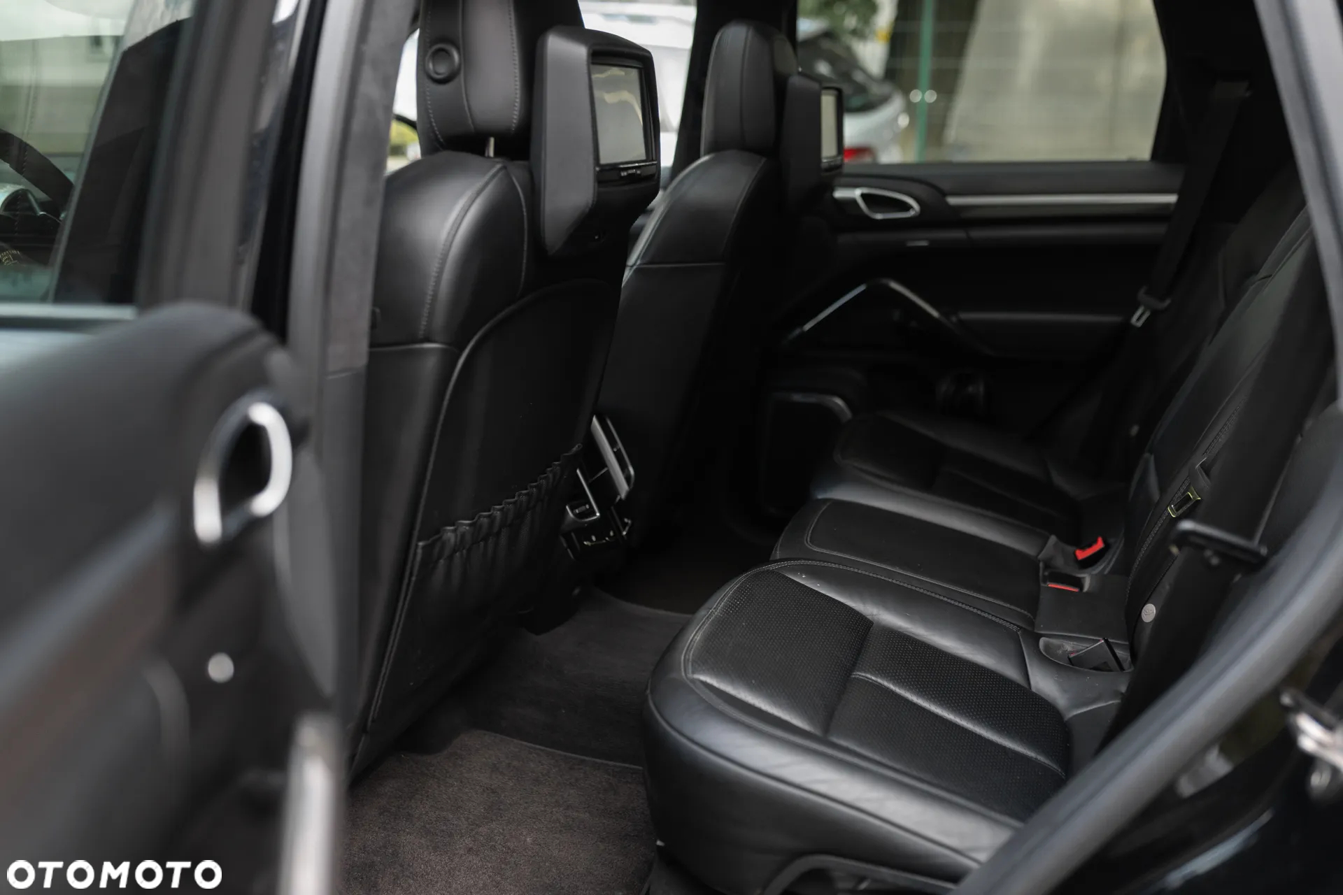 Porsche Cayenne Turbo - 20