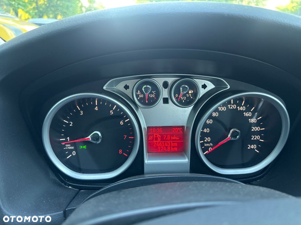 Ford Focus 1.6 Trend - 9