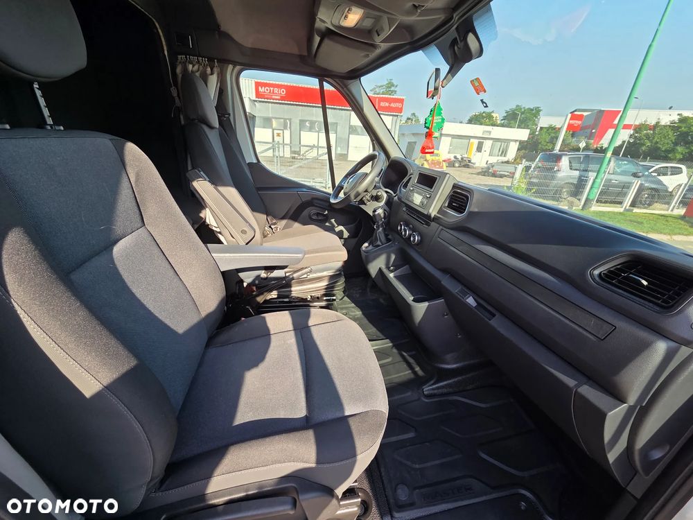 Renault Master IV - 12