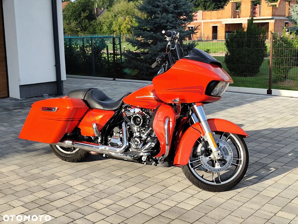 Harley-Davidson Touring Road Glide - 1