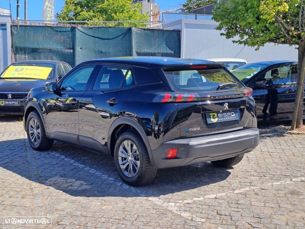 Peugeot e-2008 50 kWh Active - 11