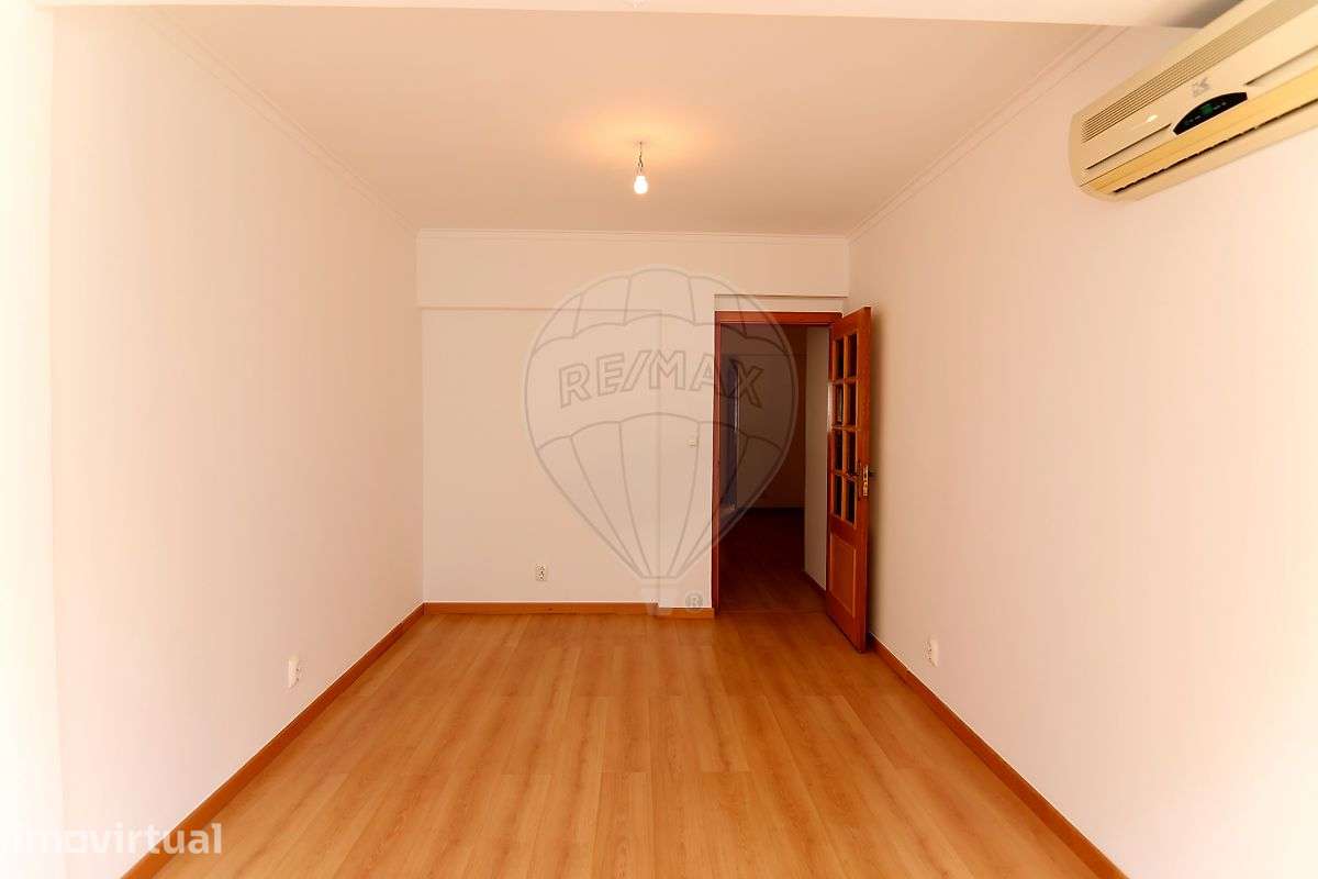 Apartamento T2 para arrendamento - Grande imagem: 5/11