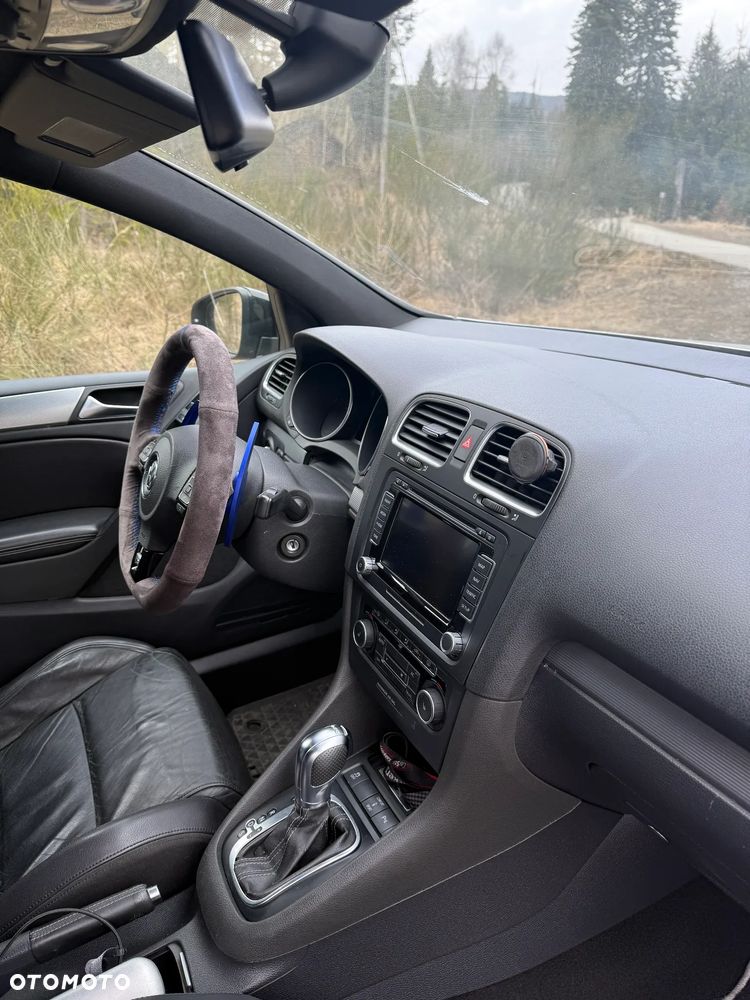 Volkswagen Golf - 16