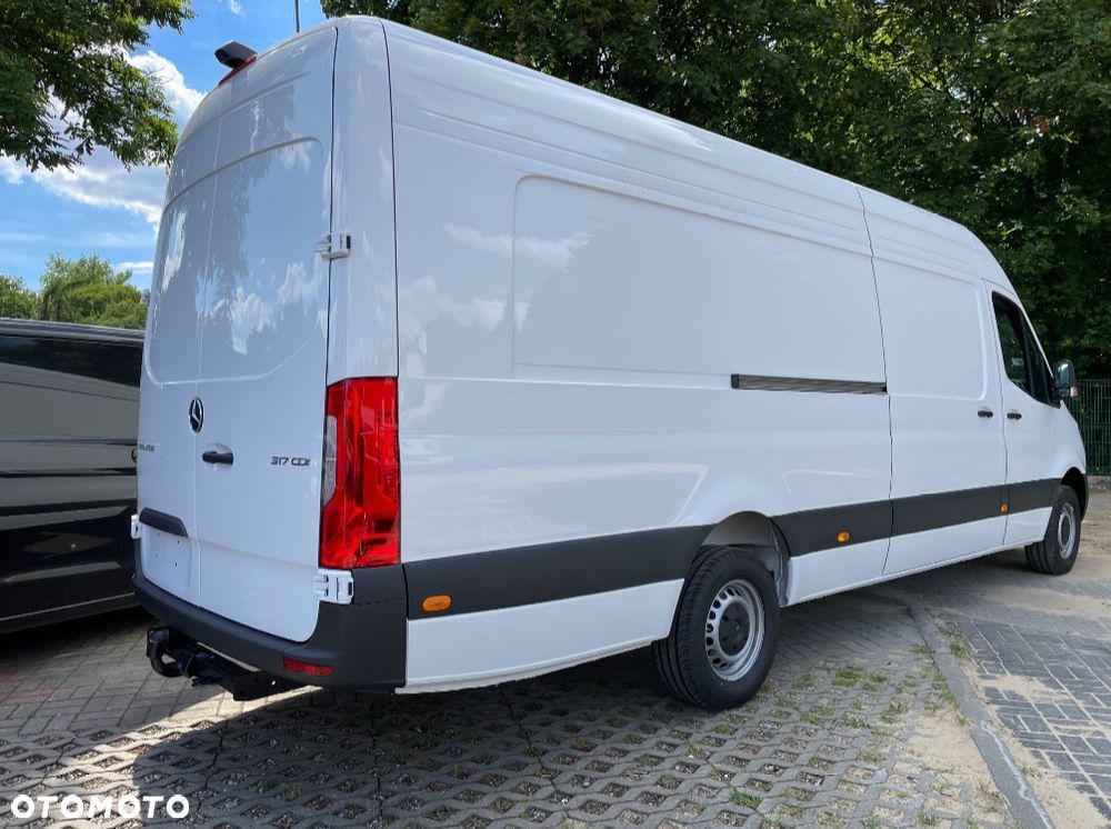 Mercedes-Benz Sprinter - 3
