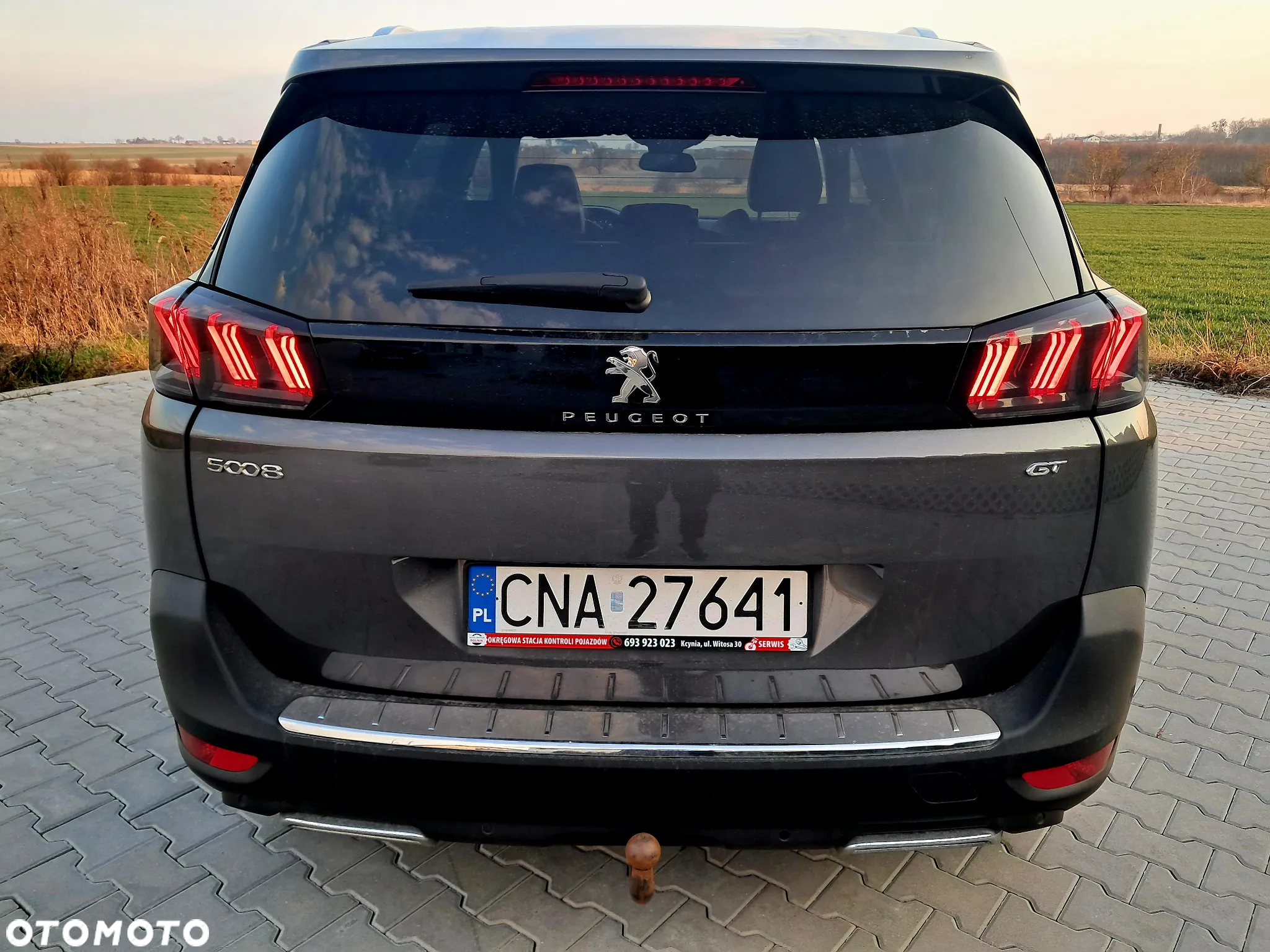 Peugeot 5008 - 8