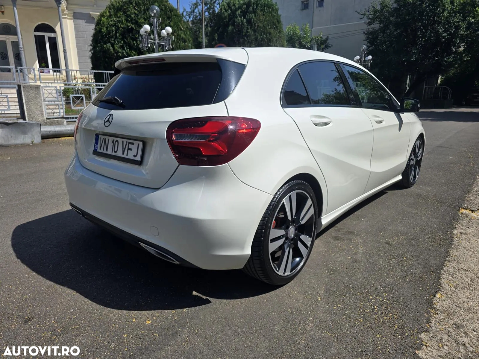 Mercedes-Benz A 180 d - 6