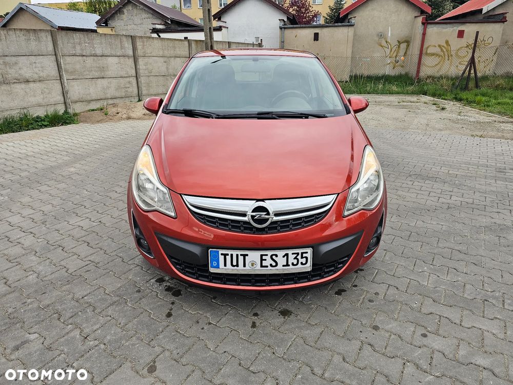 Opel Corsa 1.4 16V 150 Jahre - 2