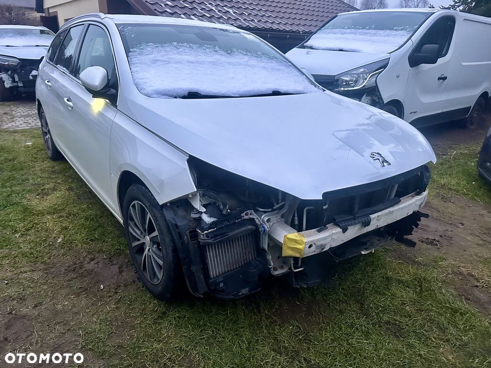 Peugeot 308 PureTech 130 GPF Stop & Start Allure Pack - 2