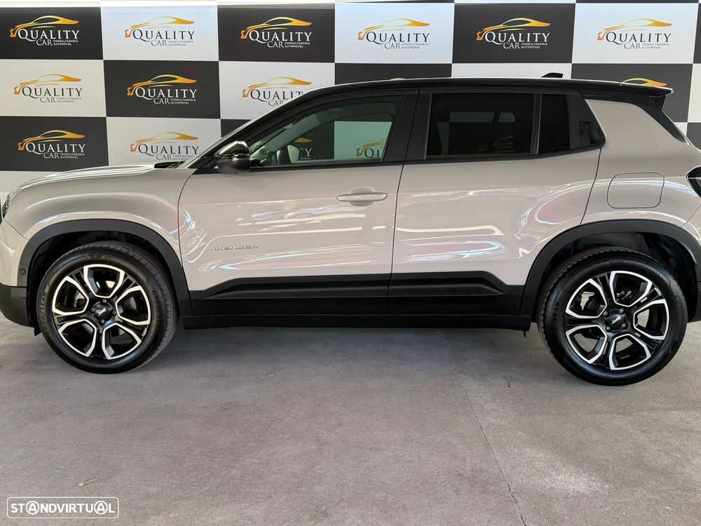 Jeep Avenger 1.2 T3 48V e-Hybrid Auto Summit - 8