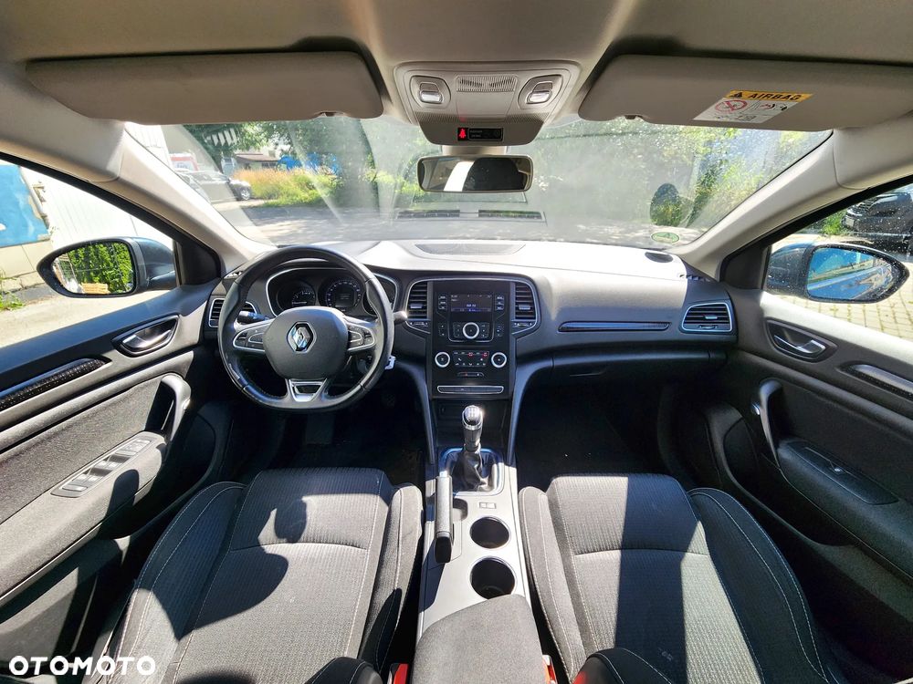 Renault Megane 1.6 SCe Limited - 8